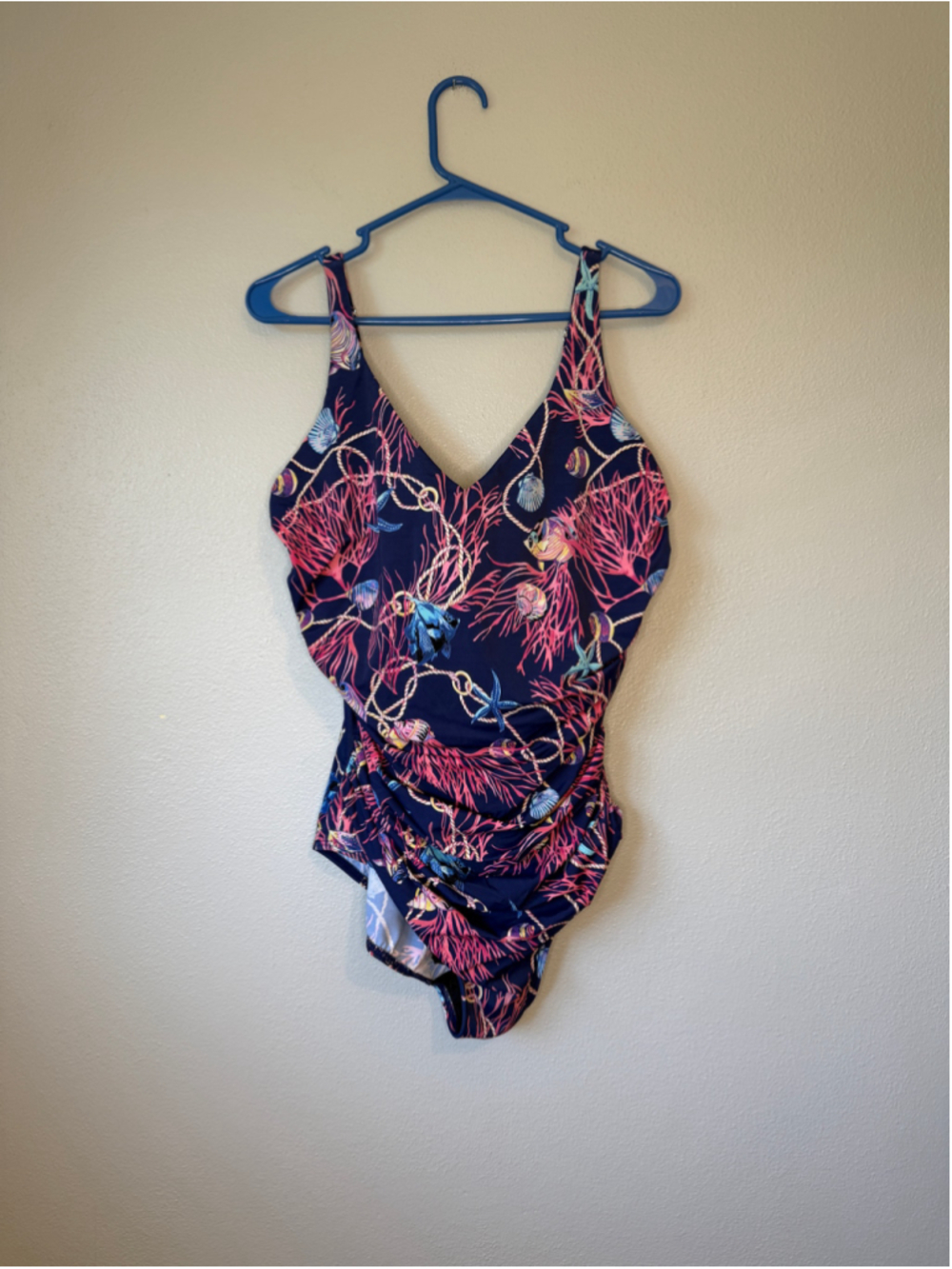 Miraclesuit Blockbuster Sea Treasures One Piece Swimsuit 16W